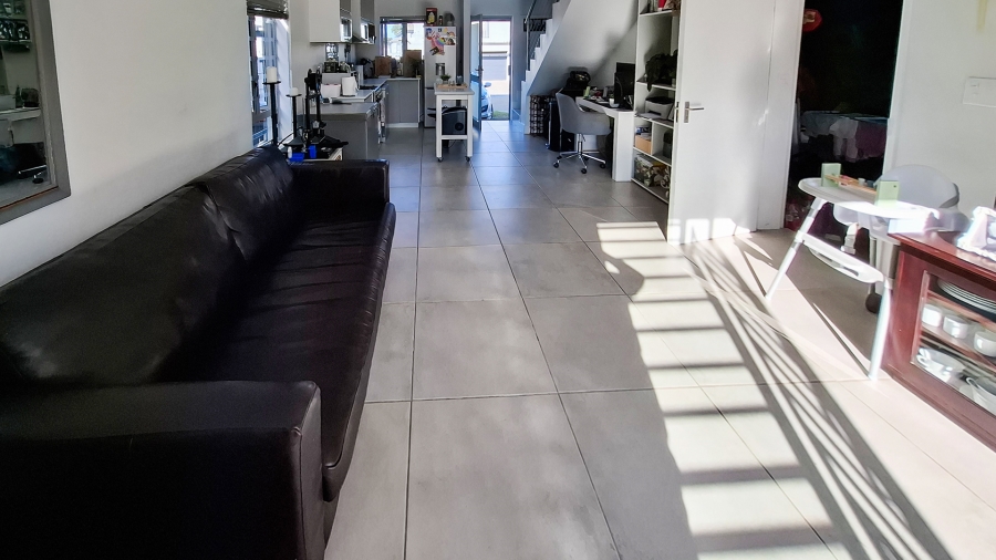 3 Bedroom Property for Sale in Langeberg Heights Western Cape